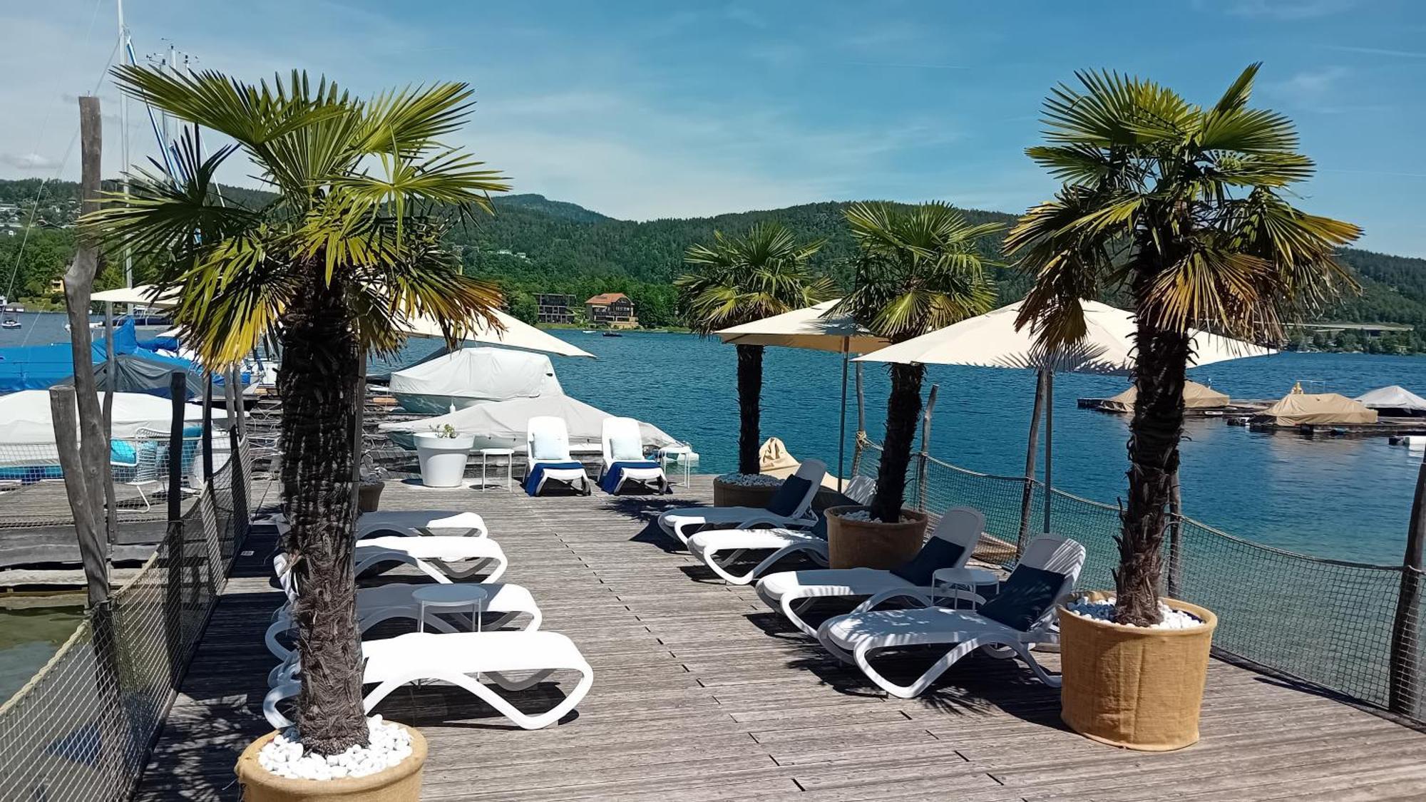 Tennis & Yacht Hotel Velden フェルデン・アム・ヴェルターゼー エクステリア 写真