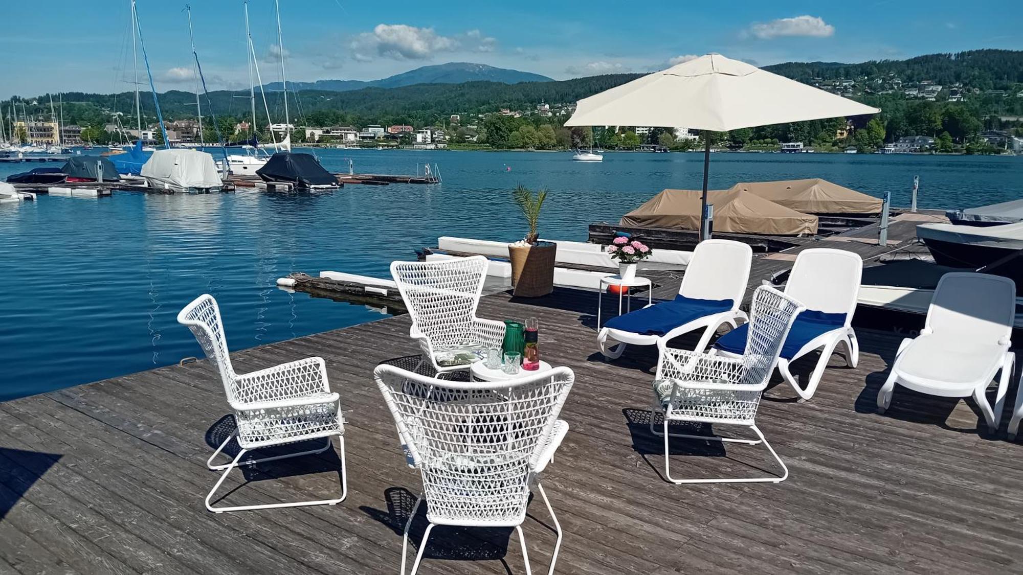 Tennis & Yacht Hotel Velden フェルデン・アム・ヴェルターゼー エクステリア 写真