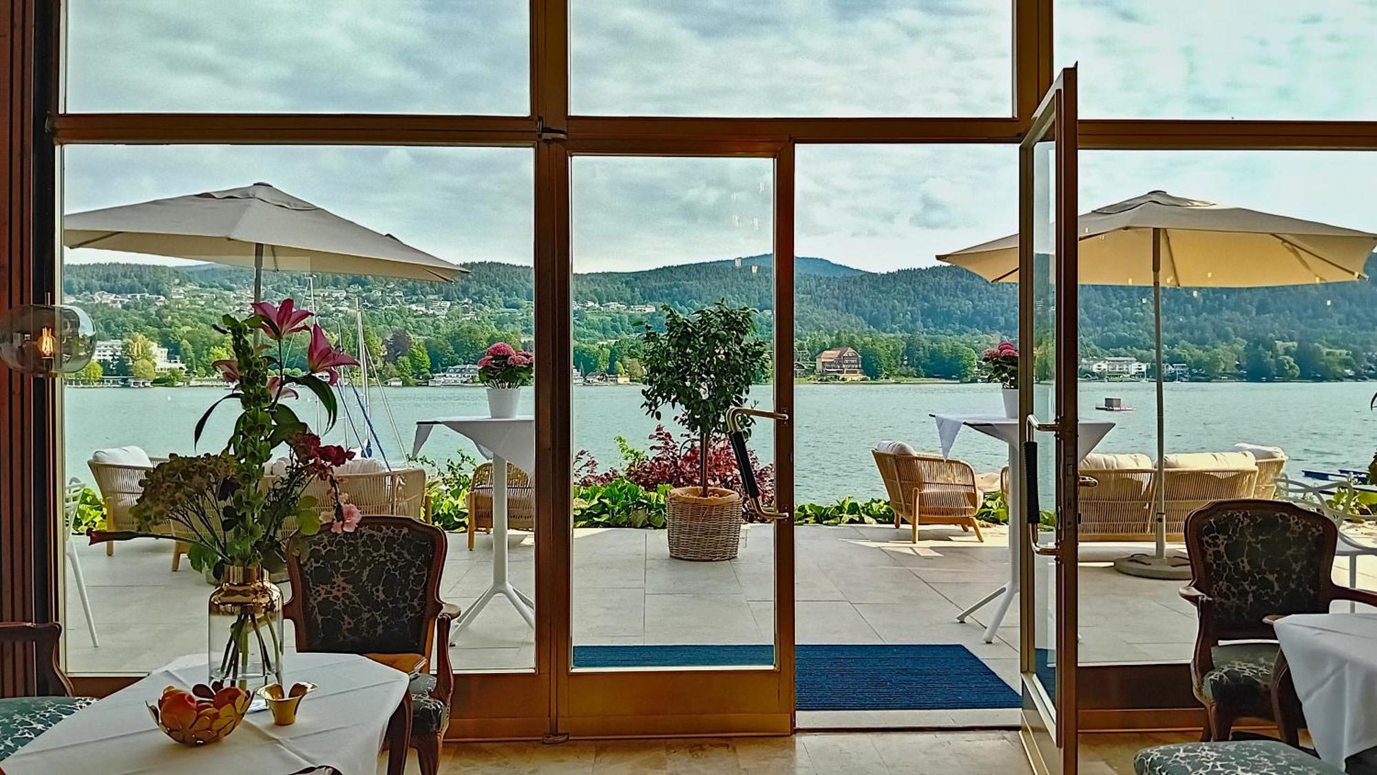 Tennis & Yacht Hotel Velden フェルデン・アム・ヴェルターゼー エクステリア 写真
