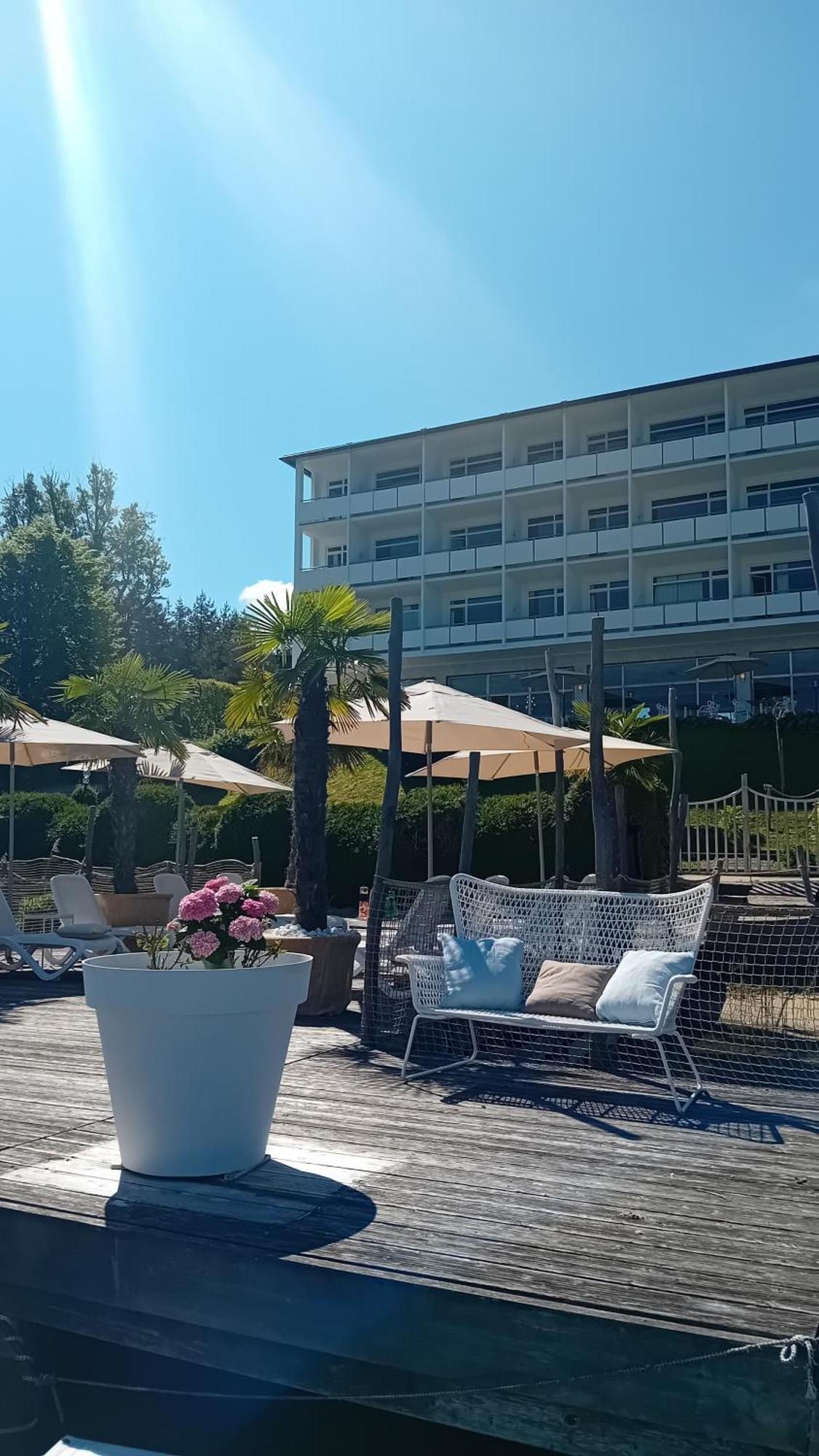 Tennis & Yacht Hotel Velden フェルデン・アム・ヴェルターゼー エクステリア 写真