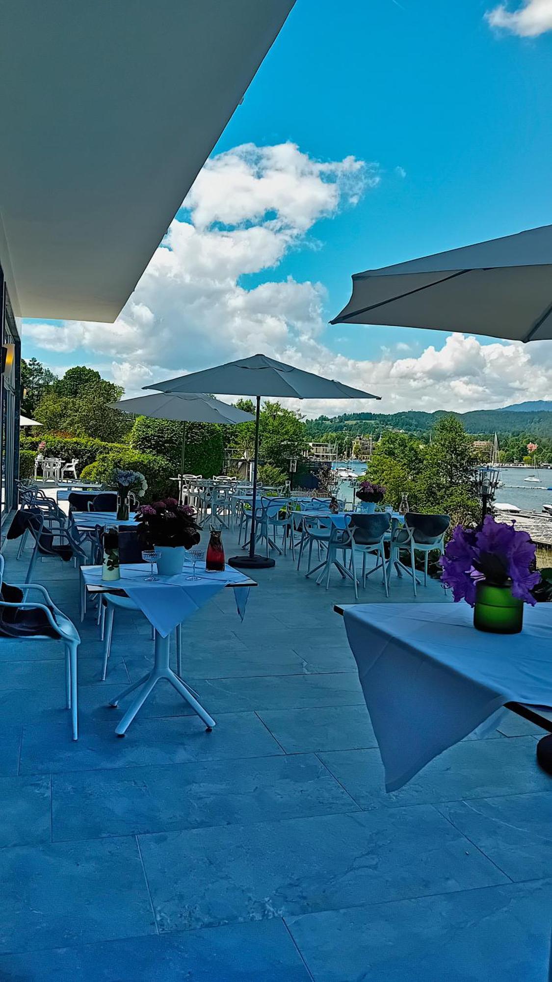 Tennis & Yacht Hotel Velden フェルデン・アム・ヴェルターゼー エクステリア 写真